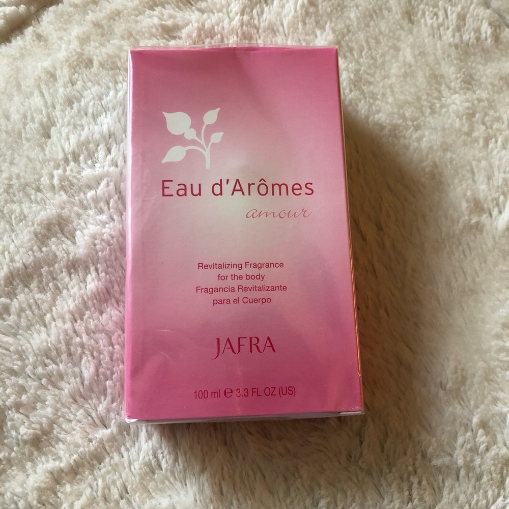 Jafra Eau d’ Arômes amour perfume
